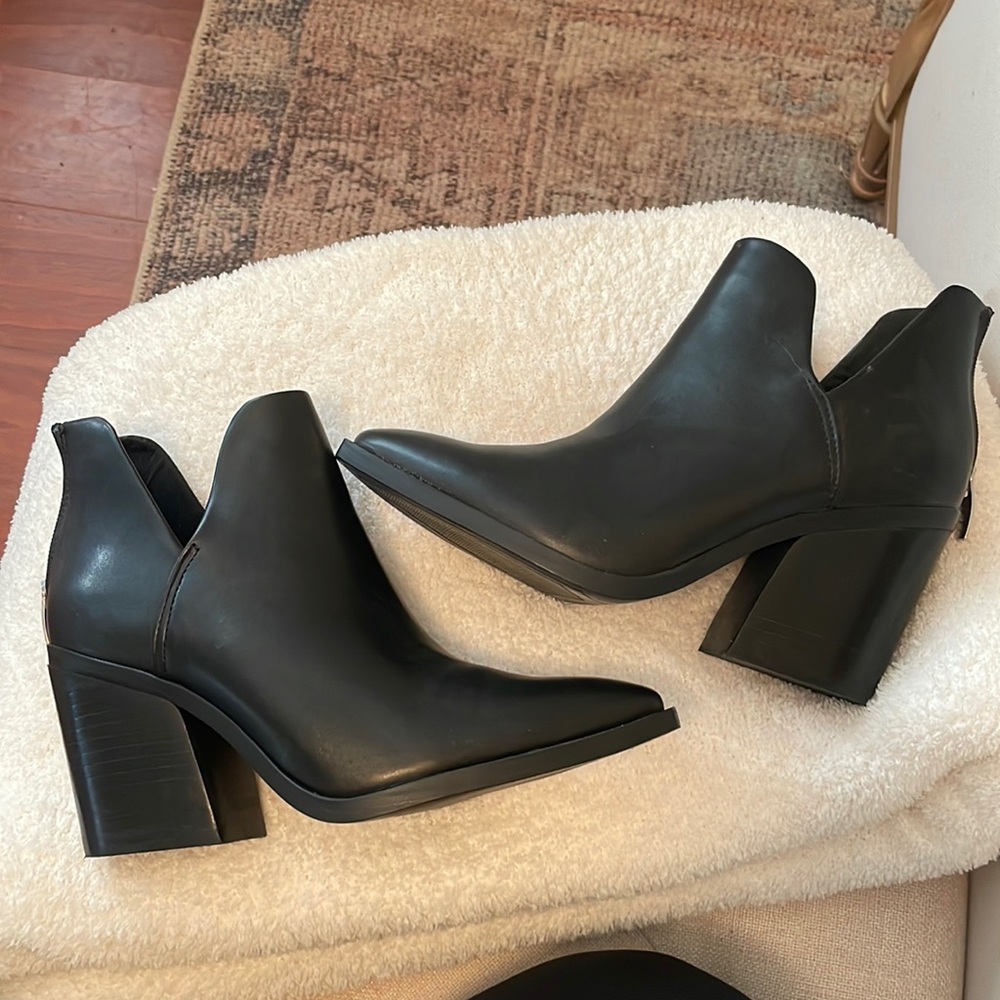 Steve Madden Booties